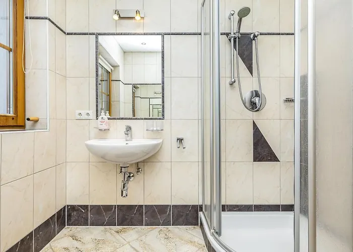 Oberreiter アパート フラッハウ